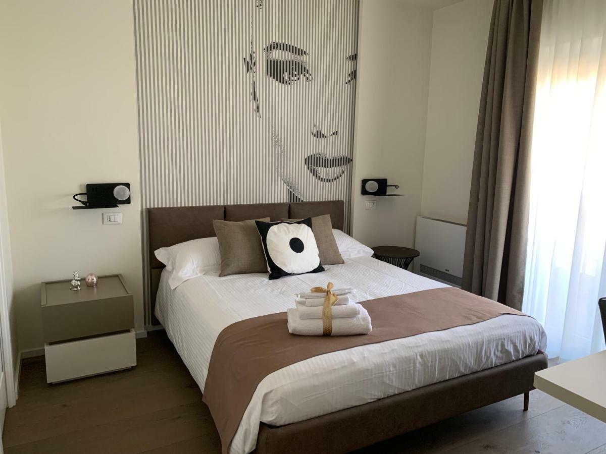 Agora B&B Urban Relais Каноса-ди-Пулья Экстерьер фото