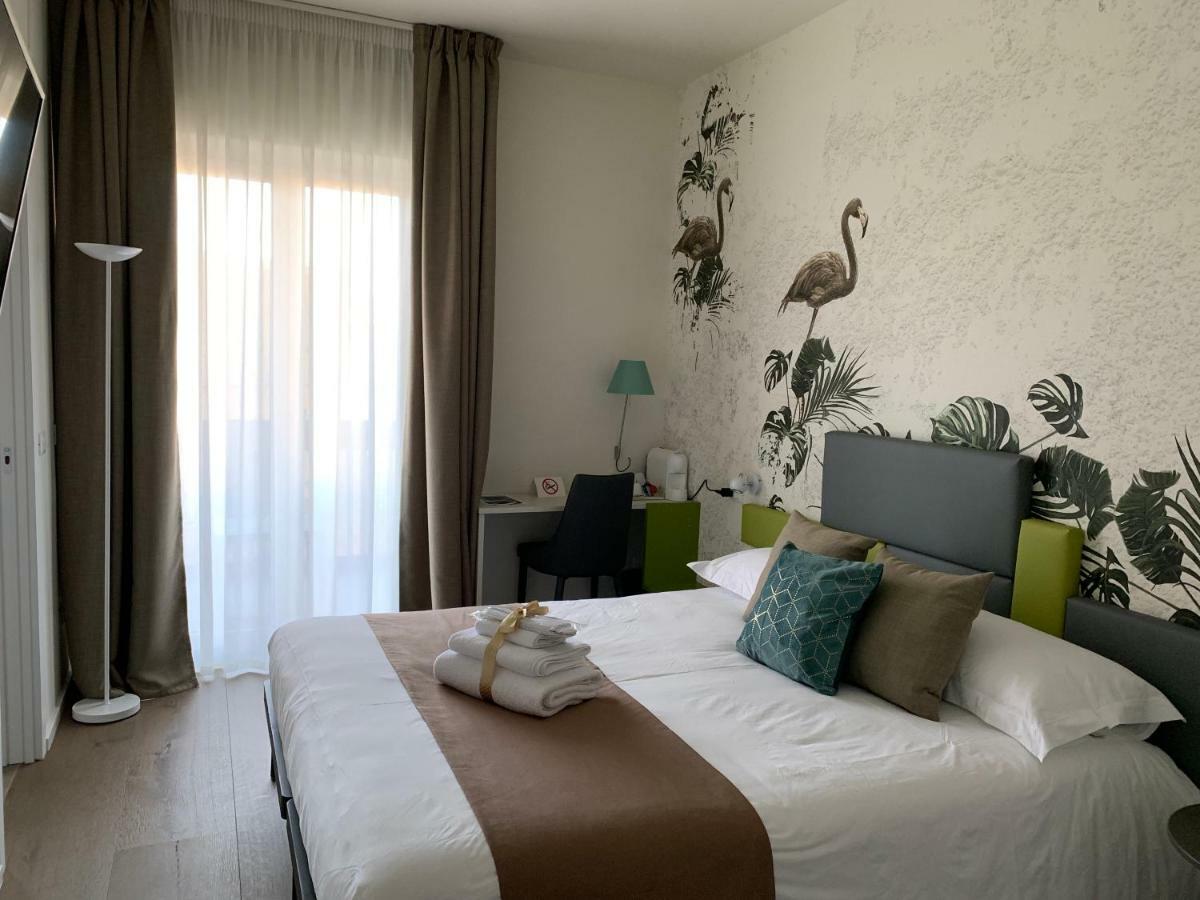 Agora B&B Urban Relais Каноса-ди-Пулья Экстерьер фото